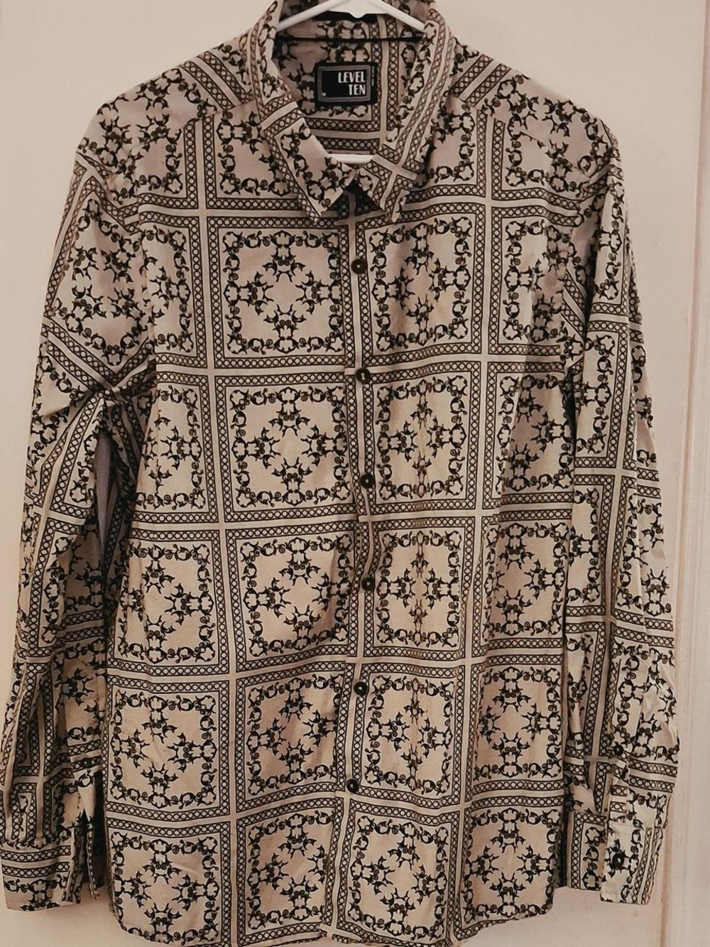 Level Ten Men's Beige and Black Patterned Button-Down Shirt